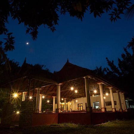 Palmgrove Lake Resort Alappuzha Εξωτερικό φωτογραφία