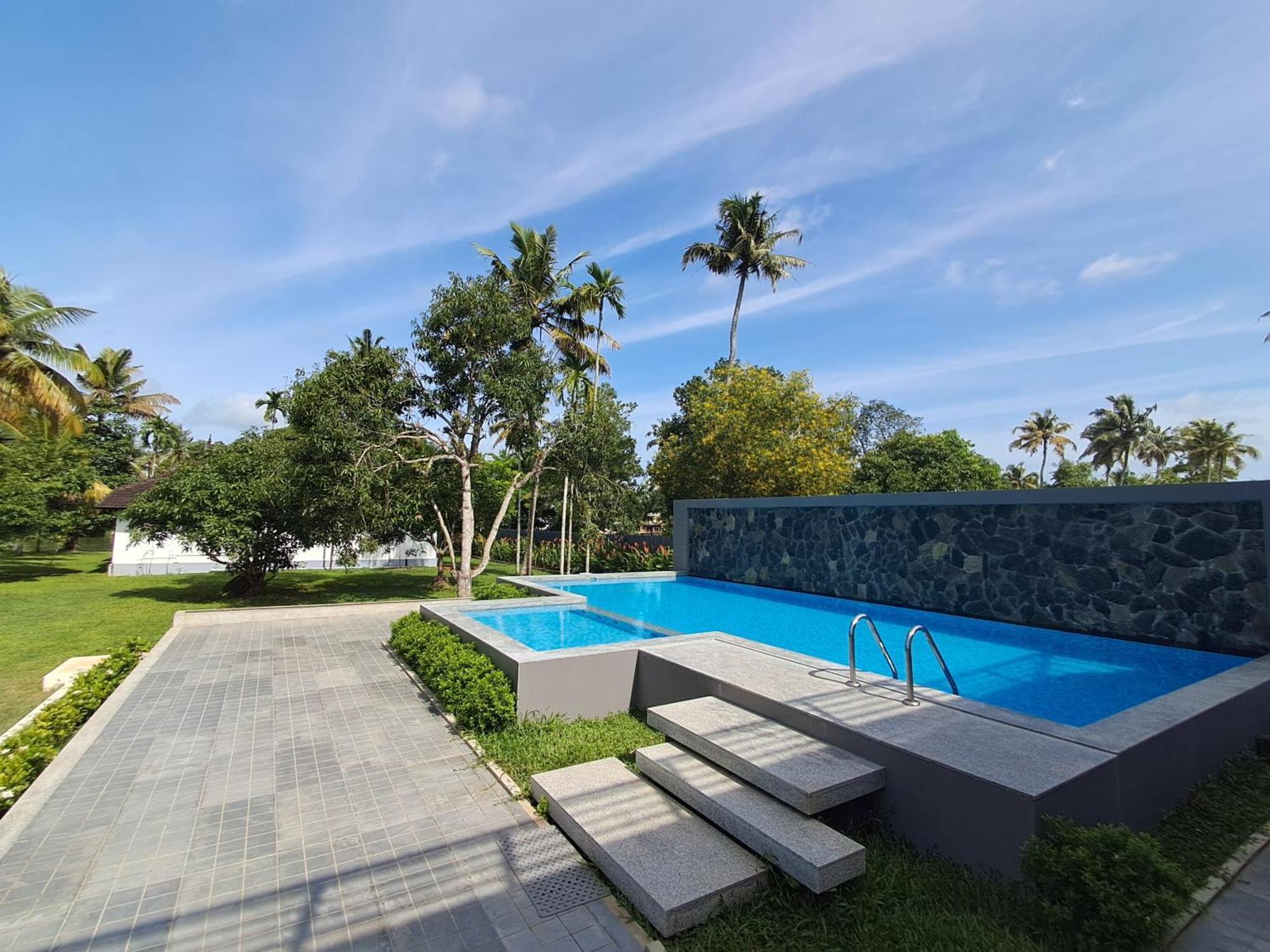 Palmgrove Lake Resort Alappuzha Εξωτερικό φωτογραφία