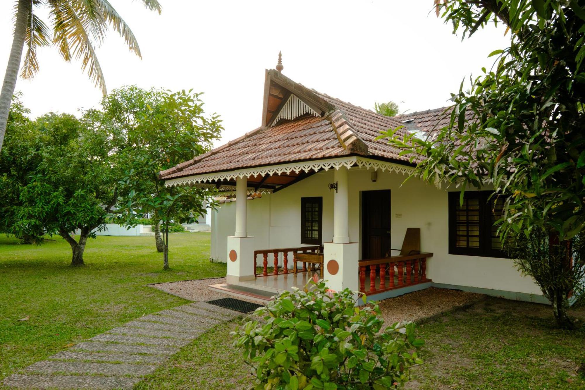 Palmgrove Lake Resort Alappuzha Εξωτερικό φωτογραφία