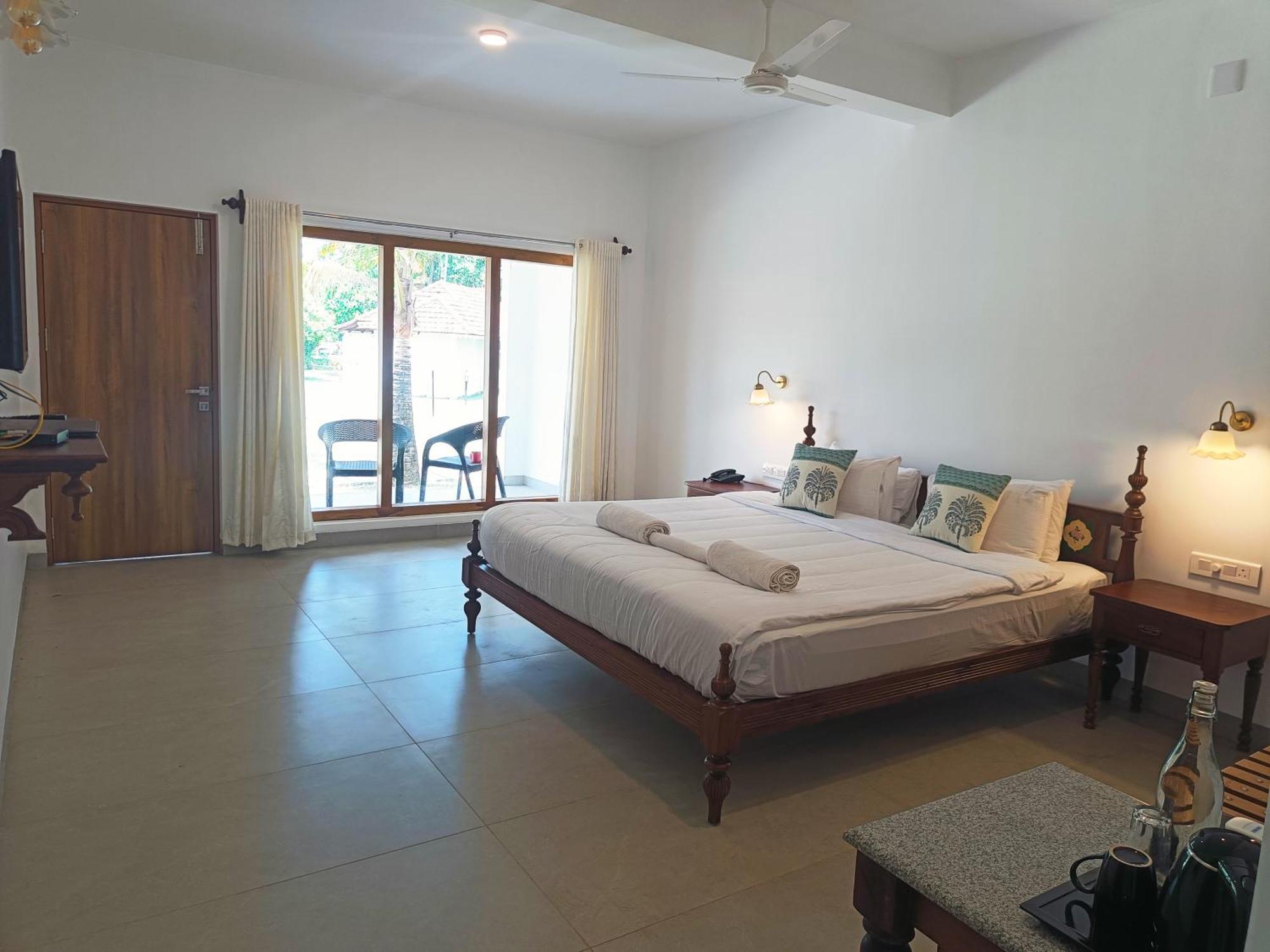 Palmgrove Lake Resort Alappuzha Εξωτερικό φωτογραφία