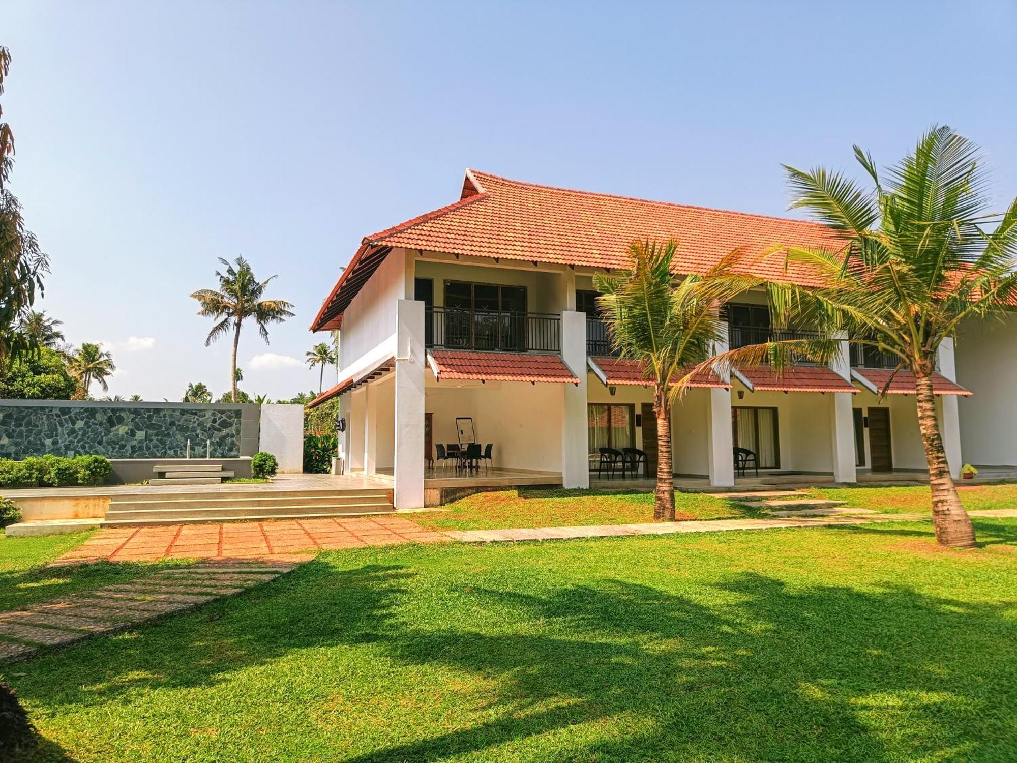 Palmgrove Lake Resort Alappuzha Εξωτερικό φωτογραφία