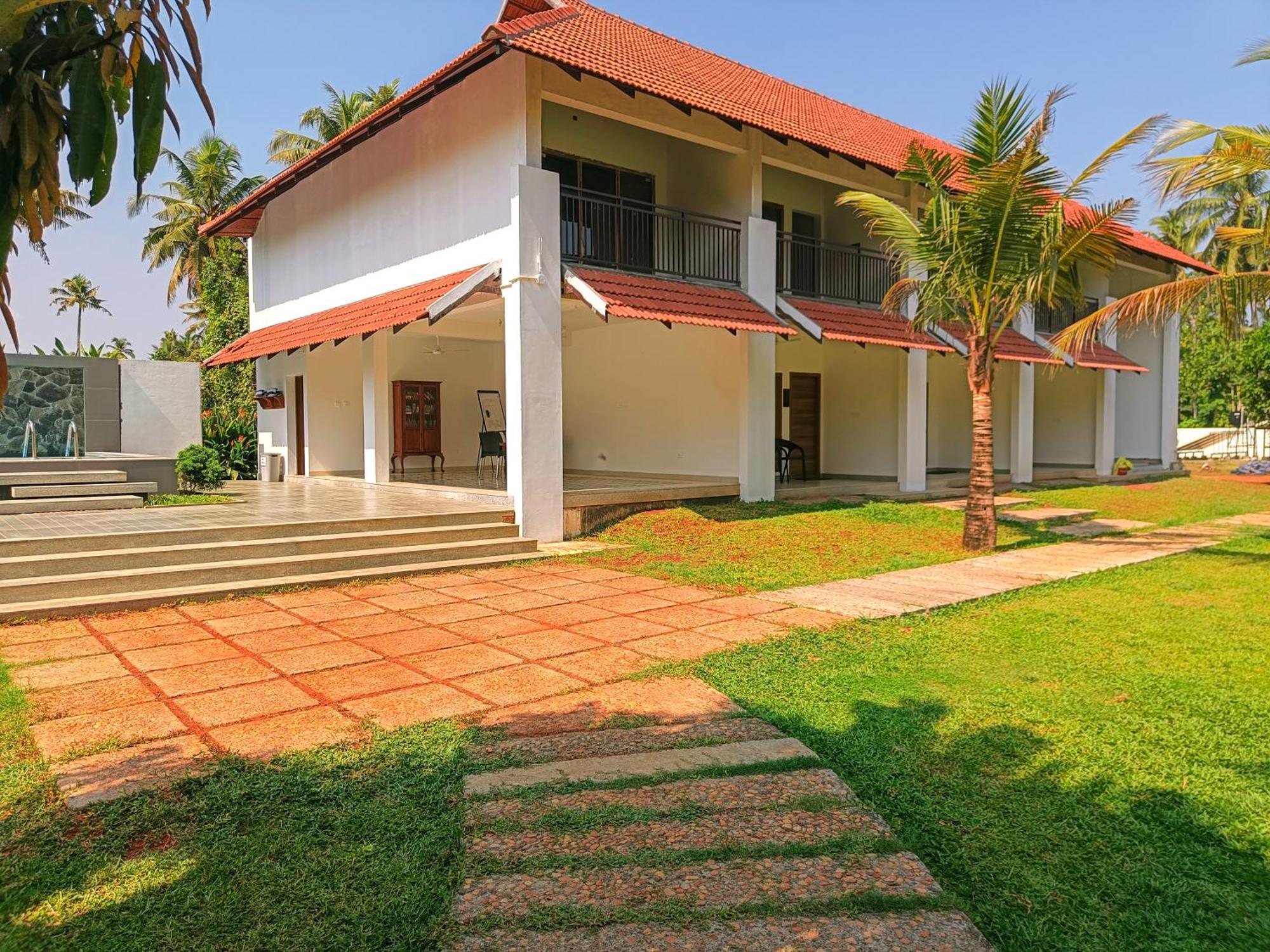Palmgrove Lake Resort Alappuzha Εξωτερικό φωτογραφία