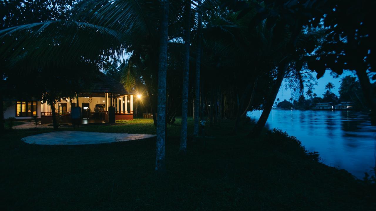 Palmgrove Lake Resort Alappuzha Εξωτερικό φωτογραφία
